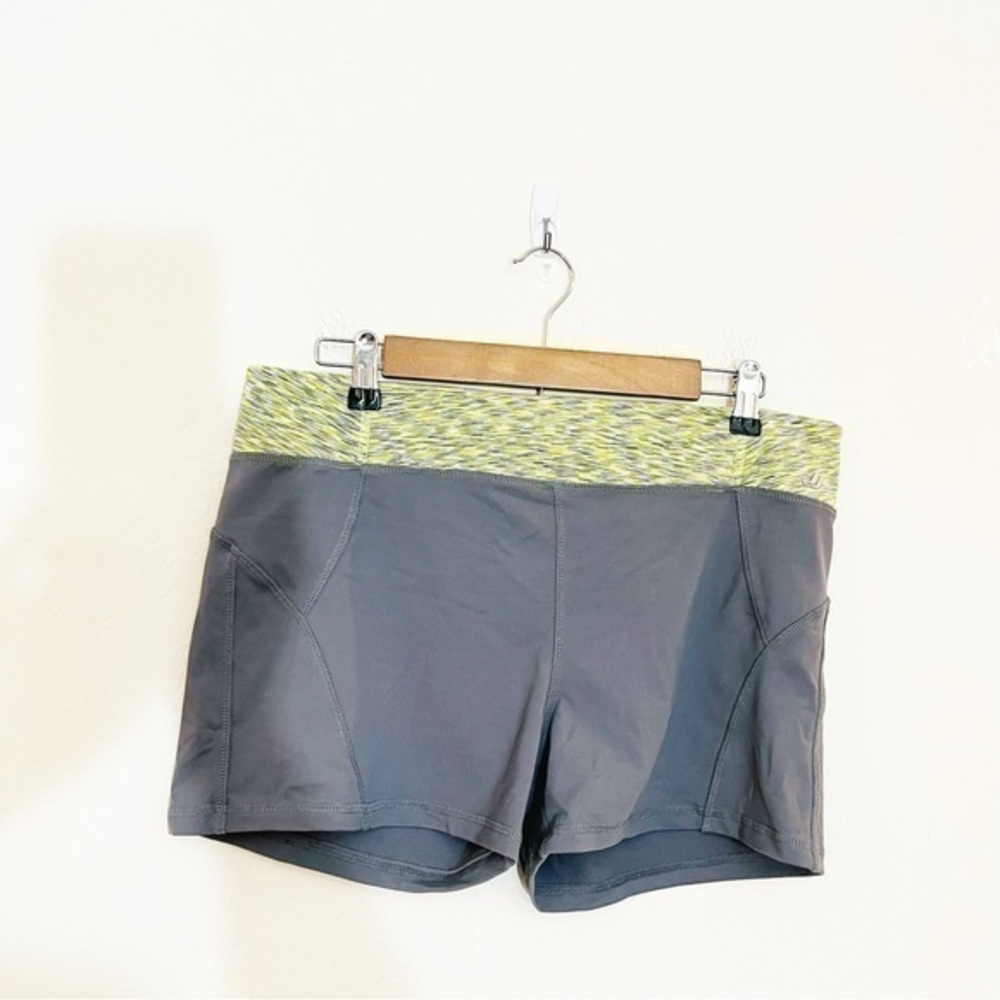 Joe Fresh Active Athletic Training Shorts Women Size Large Green/Gray Pocket
